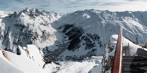 Val d’Isere Webcam & Snow cam : Village & ski。